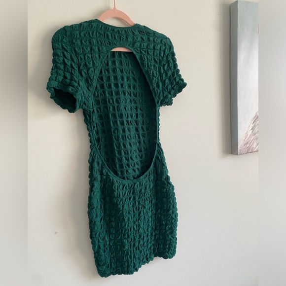 Green backless dress size L ( fits M ) - Picture 2 of 6
